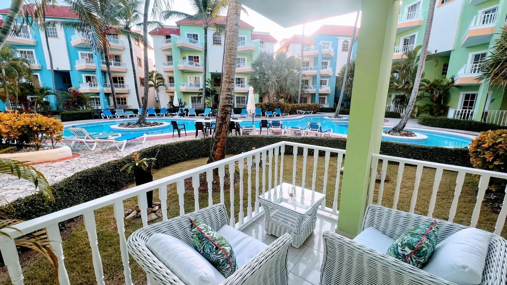 Pool View, Walk To Beach, Shops, Dining, Fast Wifi Punta Cana 0*,  Dominican Republic